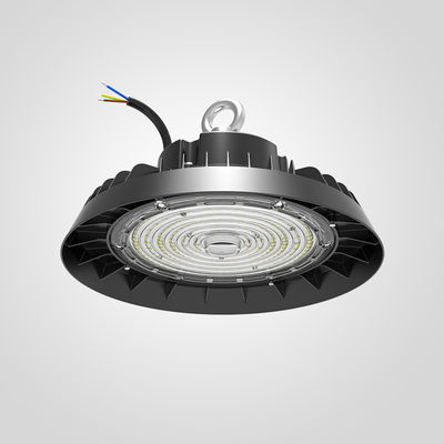 Luz LED de bahía alta con eficiencia lumínica del 93% Diseño resistente al impacto del ángulo de haz de 120 °